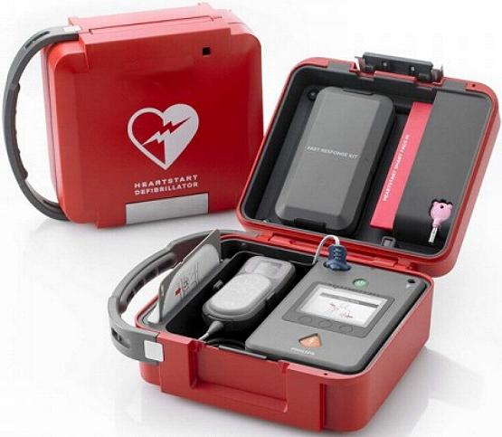 BORSA / VALIGETTA RIGIDA CON AUTO ACCENSIONE per defibrillatore FR3