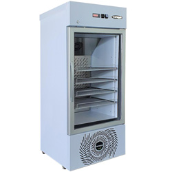 M-VPV 210 CLASSIC WHITE R290 +1°/+15°C