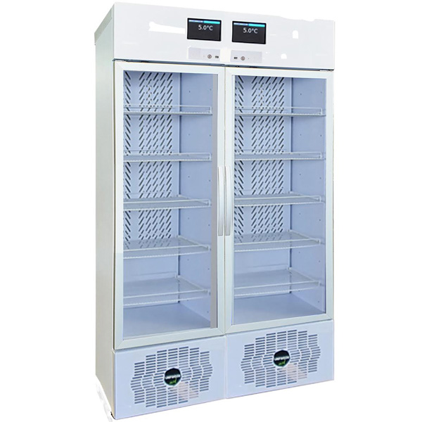 M-COMBI 680 VP+VP PharmaPlus WHITE R600a +1°/+15°C  +1°/+15°C