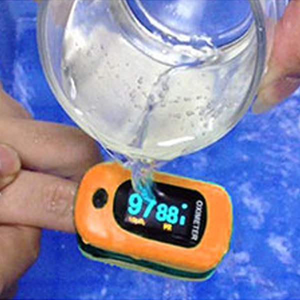 PULSOSSIMETRO SATURIMETRO DA DITO OXY 4 - allarmi sonori e visivi - blu o arancione - adulti