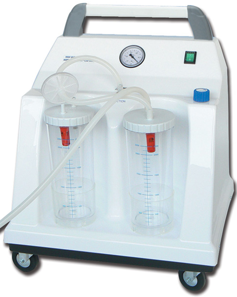 ASPIRATORE TOBI HOSPITAL con 2 vasi da 2Lt - 90Lt/min - 230 V